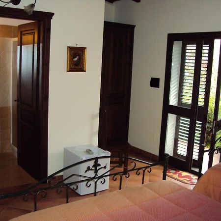 Agriturismo Il Pozzo Antico Mascali Kültér fotó