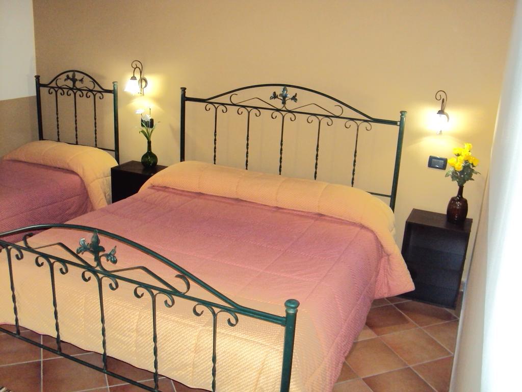 Agriturismo Il Pozzo Antico Mascali Kültér fotó
