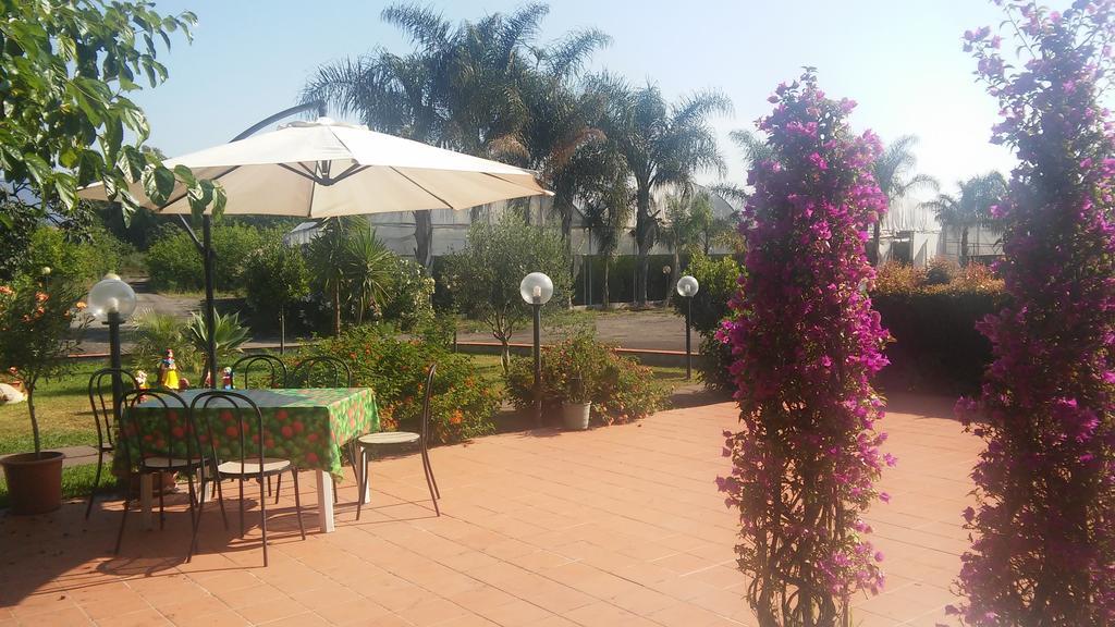 Agriturismo Il Pozzo Antico Mascali Kültér fotó