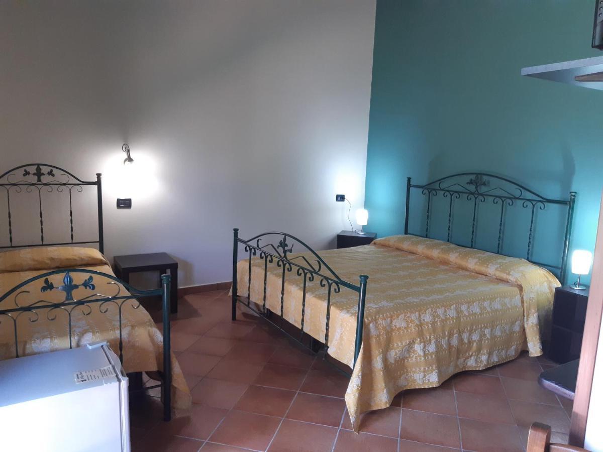 Agriturismo Il Pozzo Antico Mascali Kültér fotó